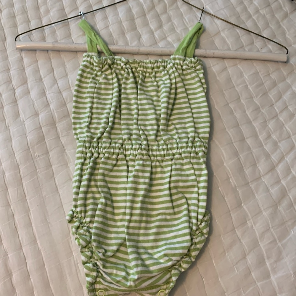 Little English romper